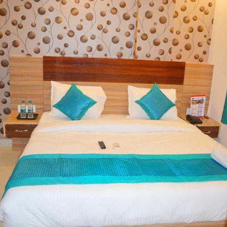 Hotel O Alpha Stay نيودلهي المظهر الخارجي الصورة